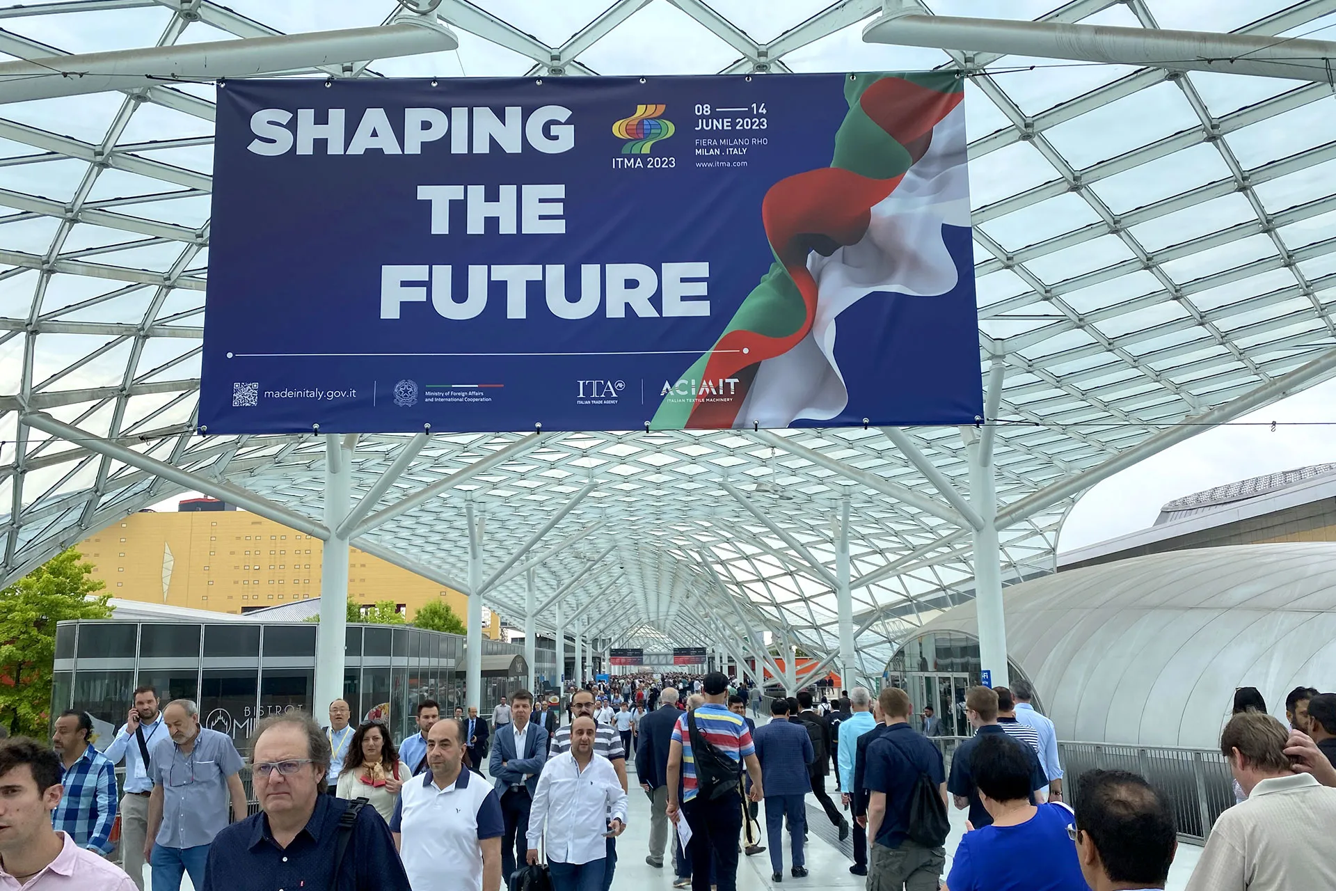 ITMA-Walkway-between-the-halls ITMA-Walkway-between-the-halls